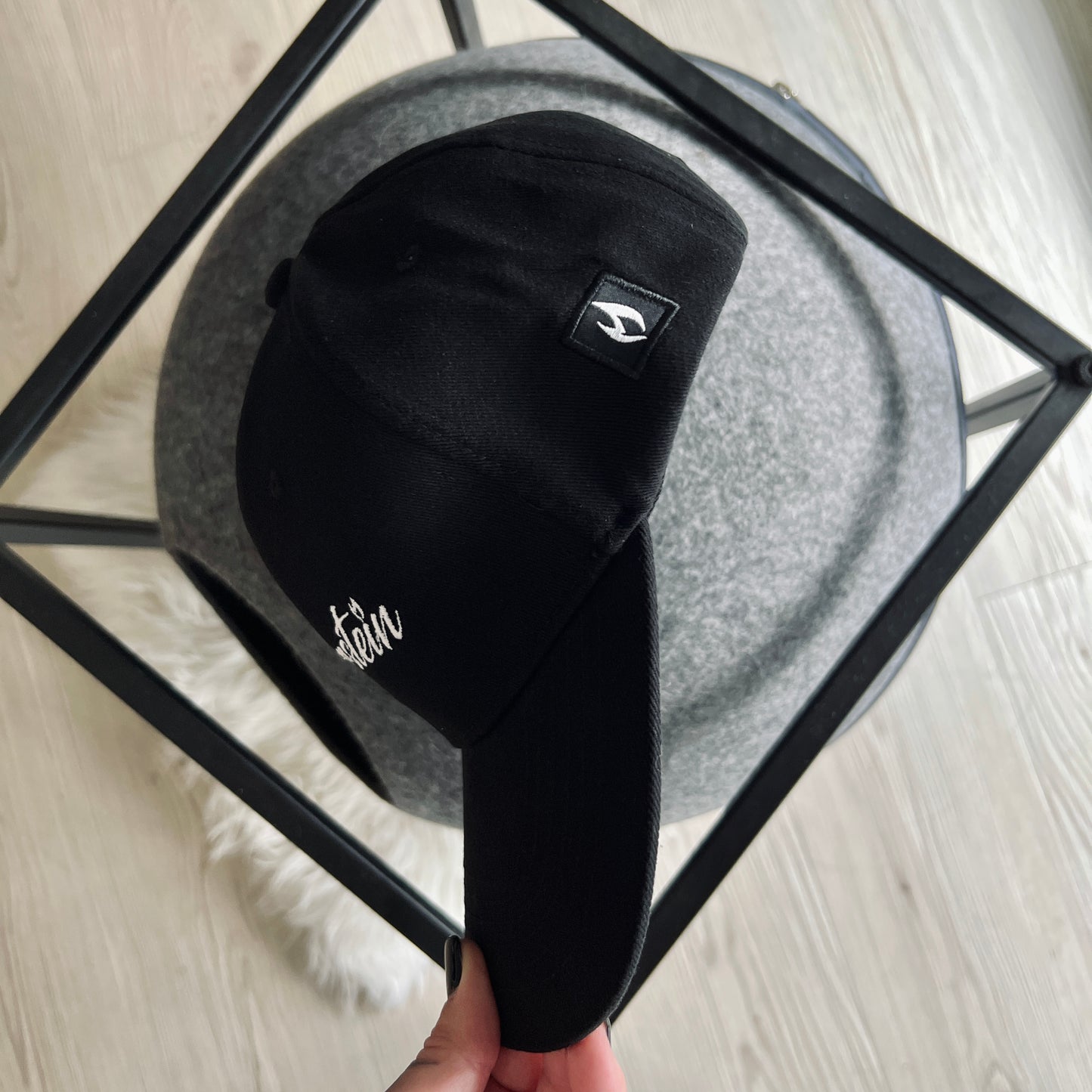 FEUERSTEIN CAP